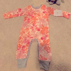 NWT - Burt’s Bees 12M Onesie